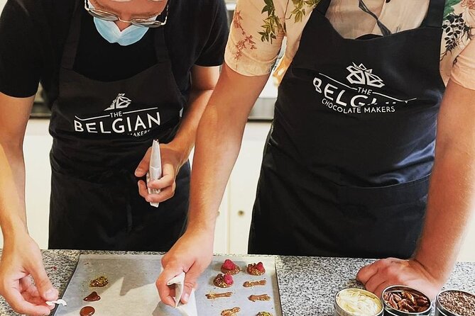 1.5h Belgian Chocolate Workshop in Brussels (bean to bar) - Dipping and finishing the truffles