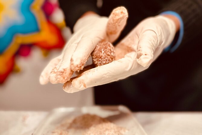 1.5h Hands on Chocolate Workshop: Truffles & Tasting - Getting started with the truffle recipe