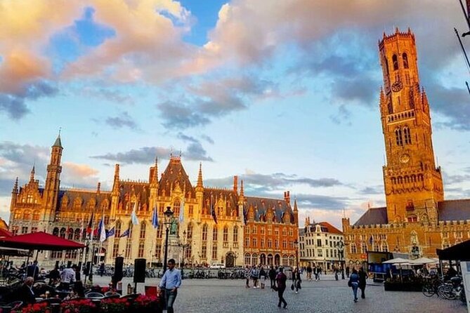 2-Hour Medieval Walk and Chocolate Tasting in Bruges - Gruuthusestraat and the quieter side of the route