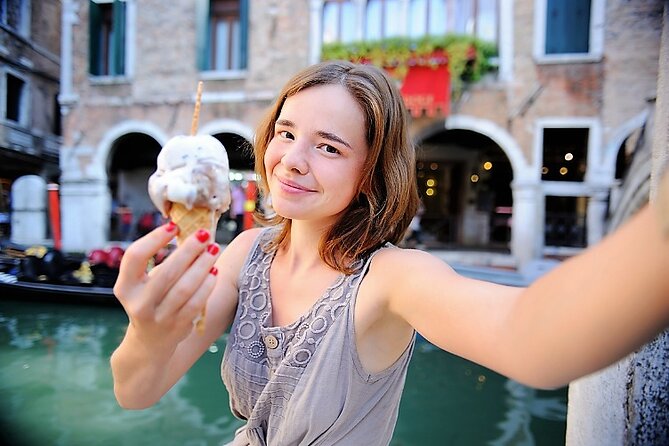 A Sweet Stroll Through Venice: Pastries, Chocolate, and Gelato - Finishing with gelato at Gelateria Gallonetto