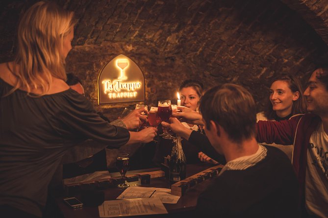 A Taste of Ghent: Beer & Chocolate with storytelling by a local - Learning Belgian beer in three different settings