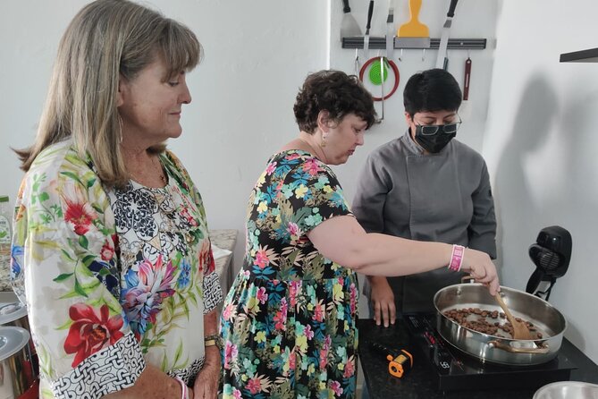 Artisanal Chocolate Bean to Bar Workshop in Cancún - Why This Cancún Chocolate Class Is Different