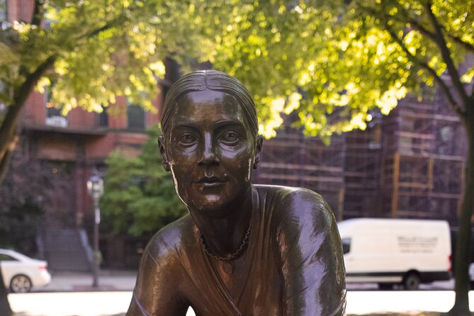 Back Bay Chocolate and Art Galleries Tour - Food restrictions need planning