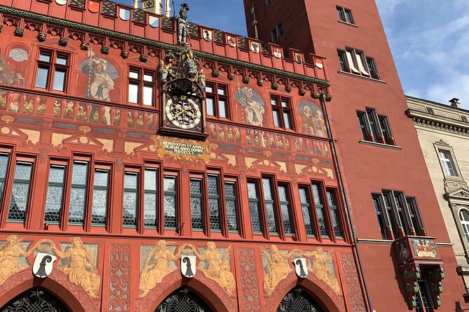 Basel: Farmer's Market, Cheese, Chocolate & Pastry Tour - Basel Minster and the old city