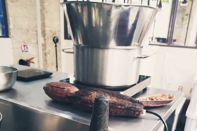 Become a Chocolate Master! Chocolate Bar Workshop in Paris - What this Paris chocolate class is really about