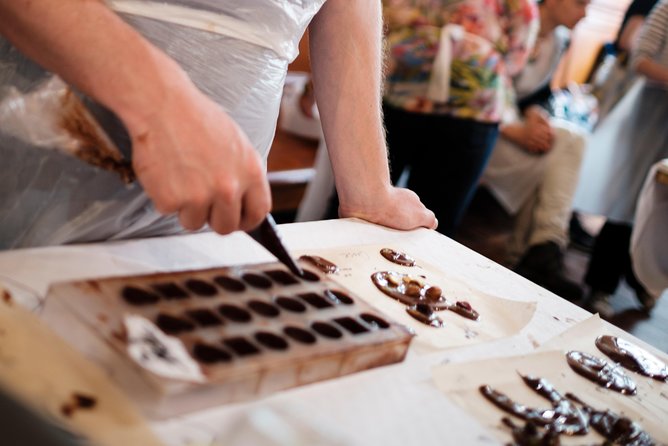 Belgian Chocolate Workshop in Bruges - Hot chocolate while your creations cool