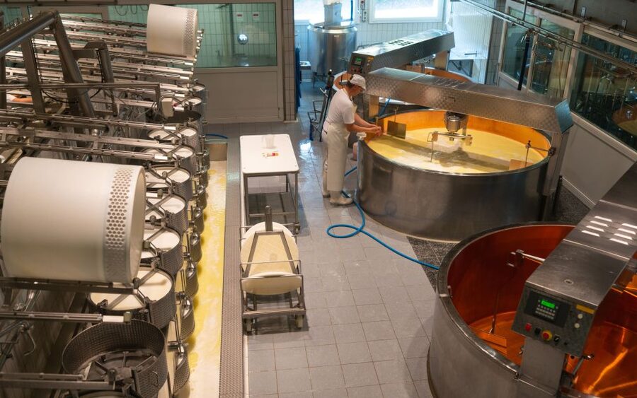 Bern: Gruyères Cheese and Cailler Chocolate Tasting Tour - What the $419 price really covers