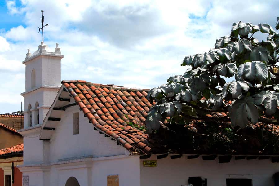 Bogotá: Candelaria Tour with Cacao and Coffee Workshop - What the $116 price includes