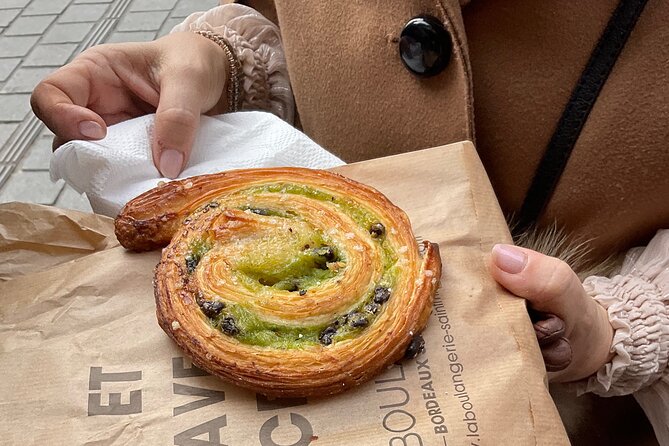 Bordeaux: Best of French Chocolate and Pastry Tasting Tour - Six stops that turn Bordeaux into a pastry trail