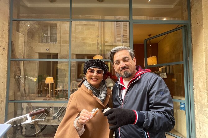 Bordeaux: Best of French Chocolate and Pastry Tasting Tour - What happens inside the six bakeries