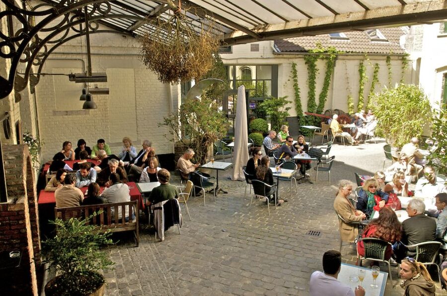 Bruges: 3-Hour Beer and Chocolate Tasting Private Tour - Who will enjoy this Bruges experience most?