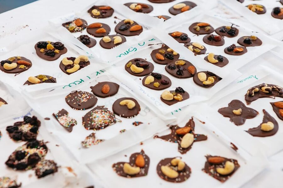 Bruges: Belgian Praline and Mendiants Chocolate Workshop - Making pralines from shell to filling