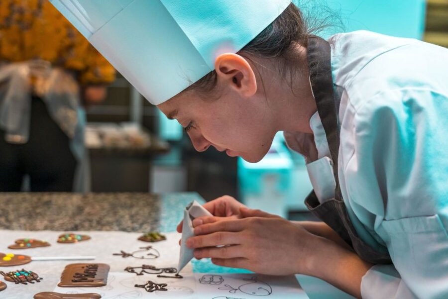 Bruges: Chocolate Making Workshop and Chocolate Museum Entry - Language, timing, and simple planning tips
