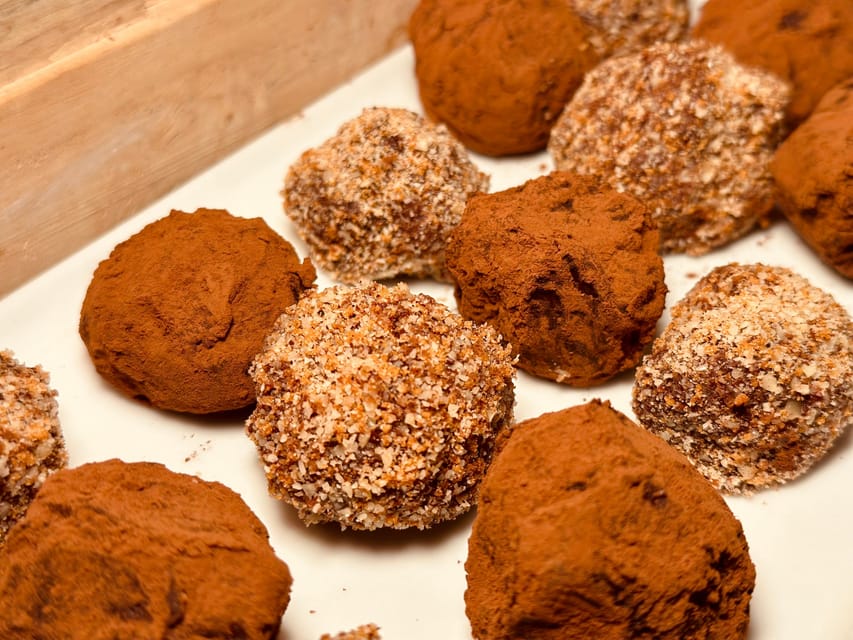 Bruges: Chocolate Truffle Making Class - Key points at a glance