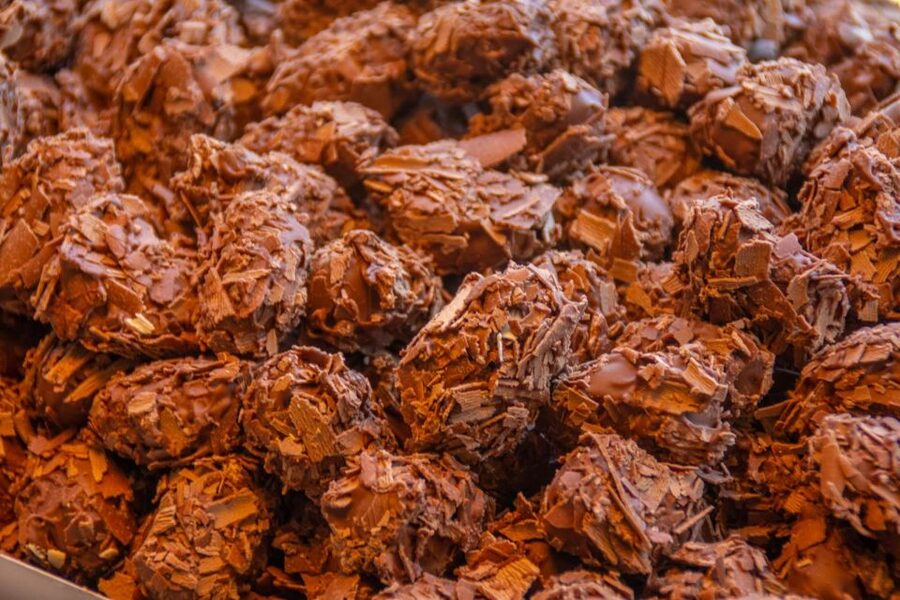 Bruges: History, Chocolate and Beer Walking Tour - Starting in Bruges Market Square