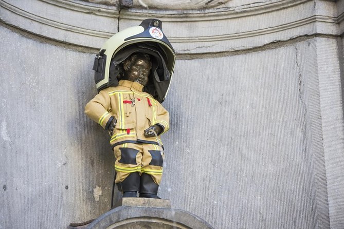 Brussels All In Tour : Belgian food, chocolate, beer, sightseeing - Beer, waffles and the final tasting stops