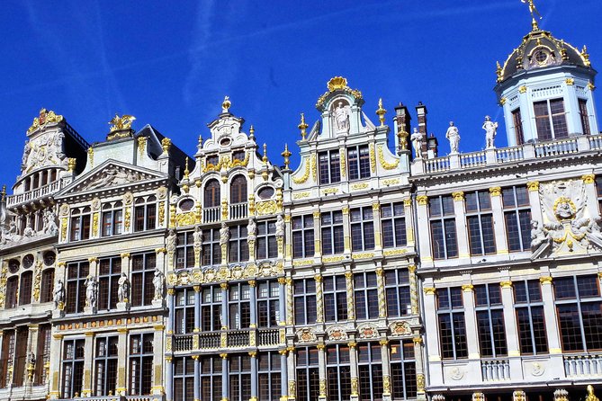 Brussels All In Tour : Belgian food, chocolate, beer, sightseeing - Meeting Manneken Pis and finding the old city