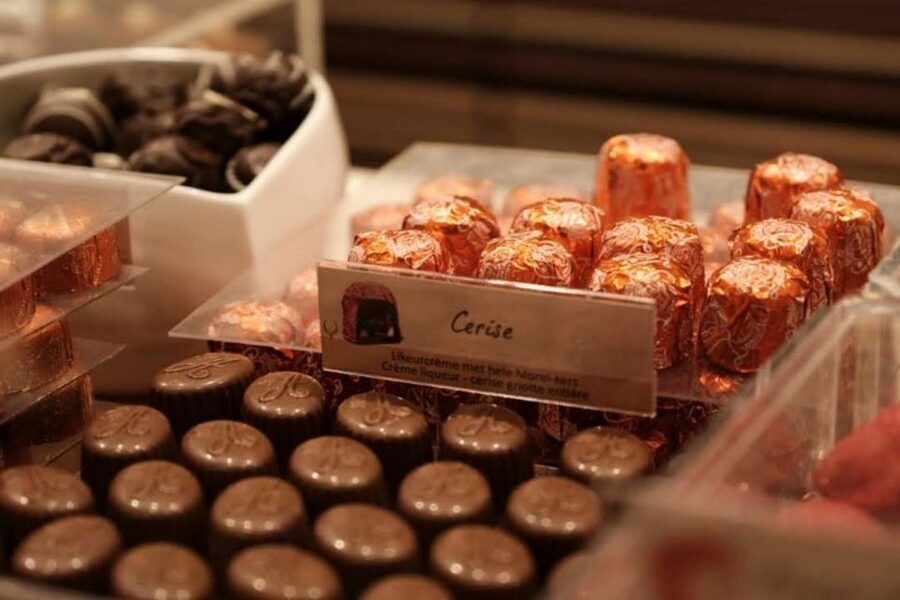 Brussels: Beer and Chocolate Pairing Class with Tastings - Five beers, five chocolates, and a useful lesson