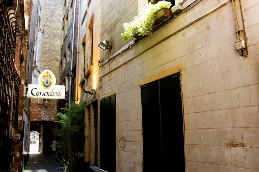 Brussels Beer, Chocolate and Waffle Tour - Pairing beer and chocolate instead of treating them separately