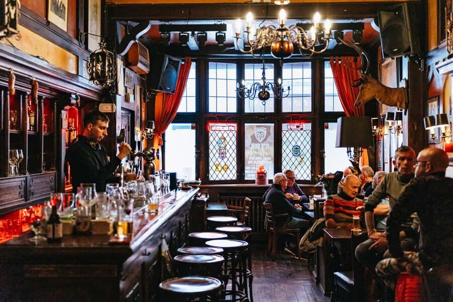 Brussels: Beer Tour with 6 Beers and 3 Chocolate Tastings - Starting at Mary Grand’Place