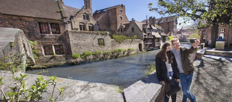 Brussels: Bruges & Ghent Tour w/ Cruise & Chocolate Tasting - Who will enjoy this tour most?