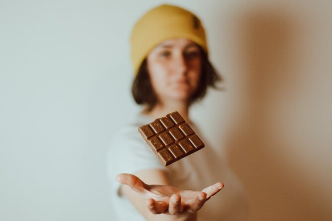 Brussels Chocolate Tasting Tour - Starting beneath the City Hall tower