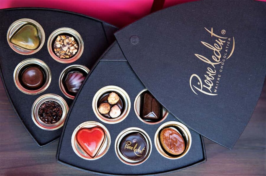 Brussels: Chocolate Workshop and Guided Walking Tour - Walking comfort, family fit, and practical limits