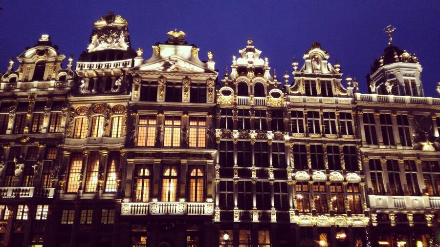 Brussels: Hungry Mary's Famous Beer and Chocolate Tour - The guides are the biggest strength