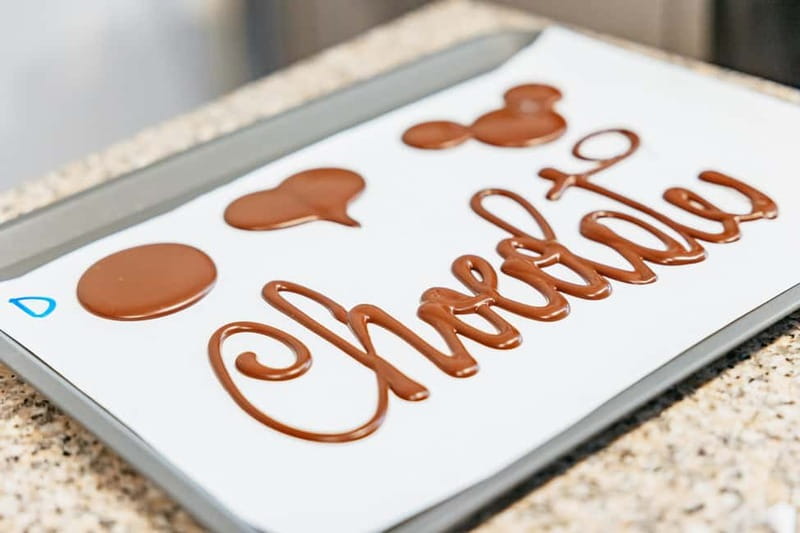 Brussels: Make Your Own Chocolates Workshop with Tastings - What is included, and what costs extra