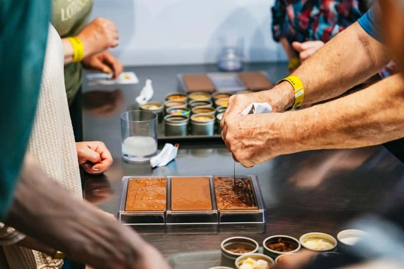 Brussels: Make Your Own Chocolates Workshop with Tastings - Group size, comfort, and timing