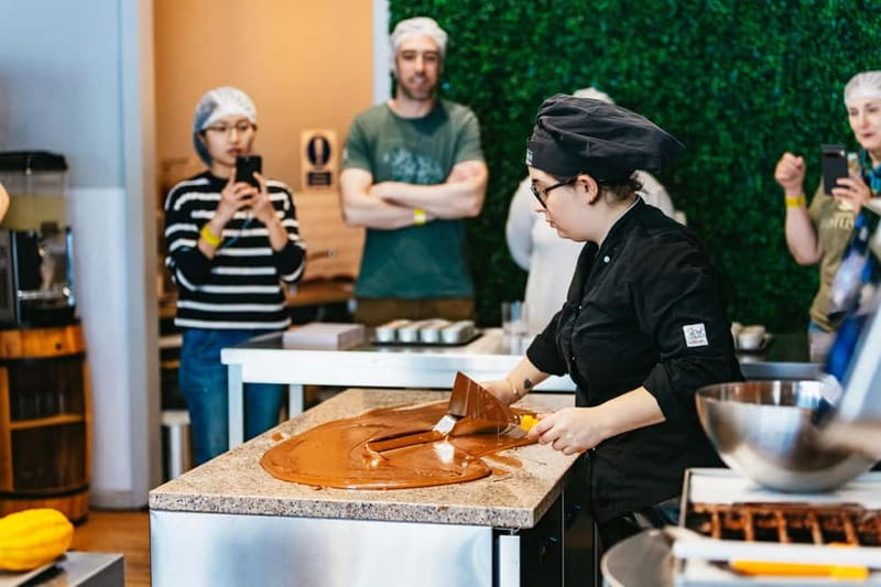 Brussels: Make Your Own Chocolates Workshop with Tastings - Checking in near Brussels Central Station