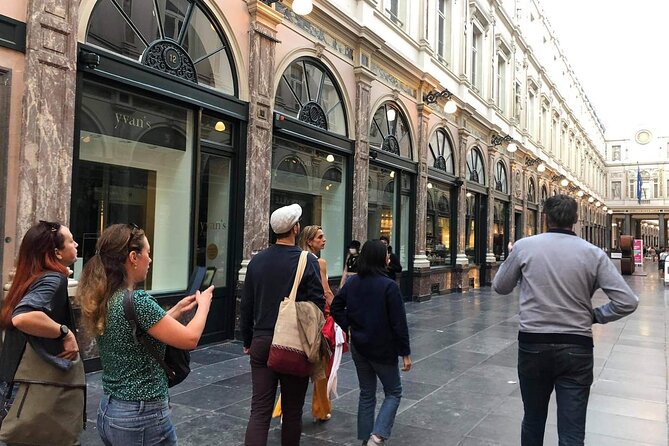 Brussels Walking and Tasting Tour (Beers,Chocolates&Fries/Waffle) - Choosing between Belgian frites and a waffle