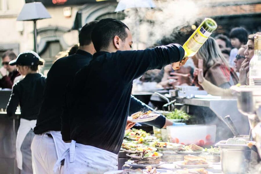 Brussels: Walking Food Tour with Chocolate, Beer, & Waffles - A full Belgian lunch away from the busiest tourist streets