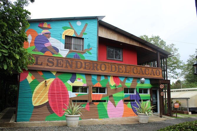 Cacao Plantation and Chocolate Factory Tour- Classic - A Tasting Lesson With All Five Senses