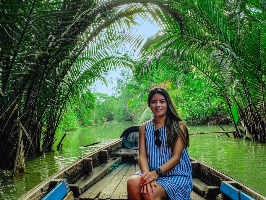 Can Tho: A Real Mekong Tour, Floating Market, Cacao & Life's - Cai Rang floating market with breakfast on the water