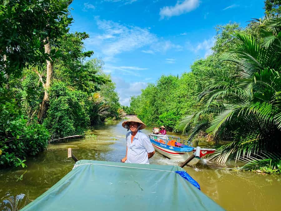 Can Tho: A Real Mekong Tour, Floating Market, Cacao & Life's - Meeting everyday Mekong life by local boat