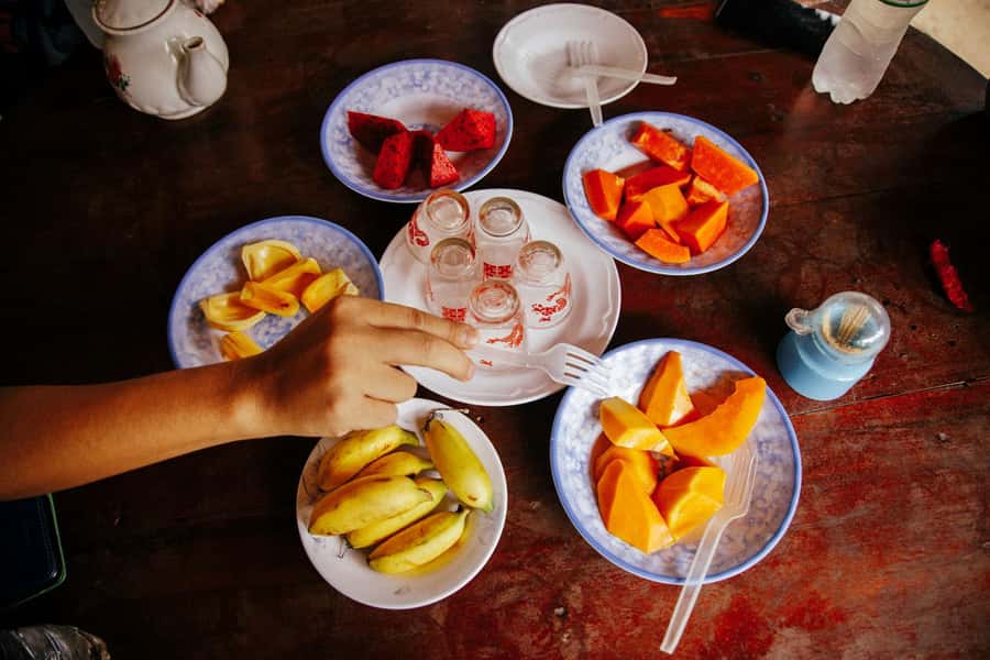 Can Tho: A Real Mekong Tour, Floating Market, Cacao & Life's - The 15-minute village walk to the cacao farm