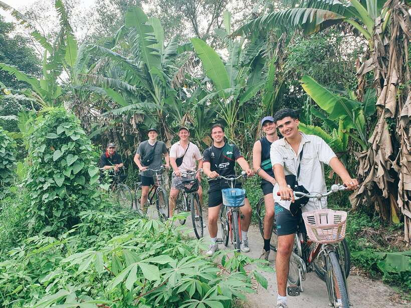 Can Tho: Countryside Cycling Tour with Cocoa Farm Visit - Cycling through villages, gardens, and orchards