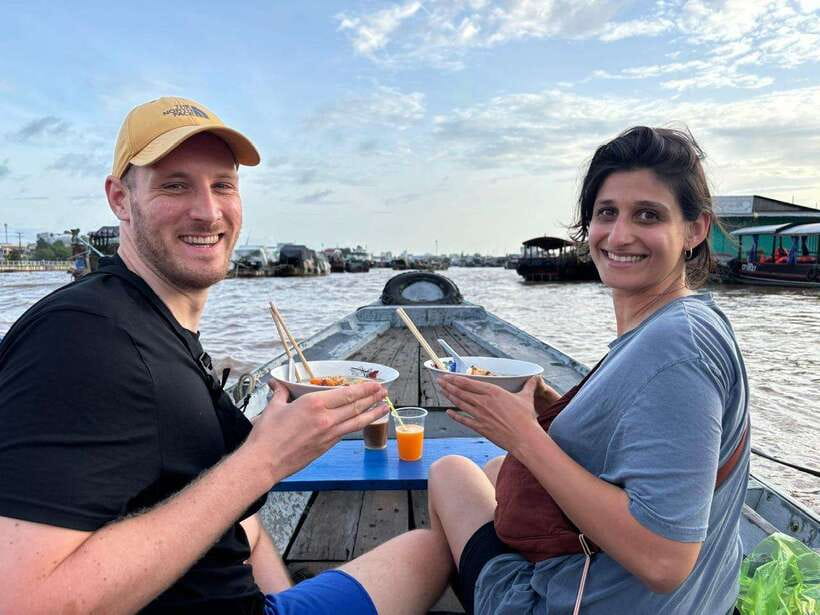 Can Tho: Floating Market, Canal, Cacao Farm & Mekong' Life - Guide quality and group size