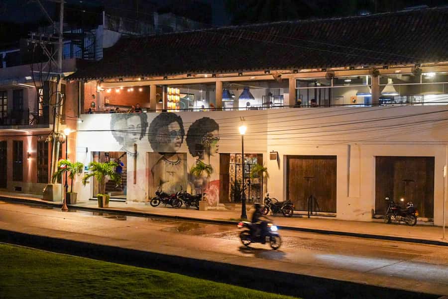 Cartagena: Boutique Rum and Chocolate Tasting at Lunático - Eight to 10 spirits from different regions