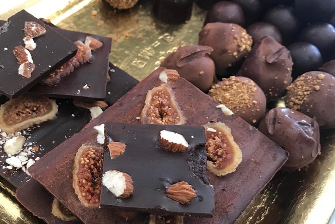 Chocolate and Wine Tasting Small Group Tour from Hvar - Guide style and group atmosphere