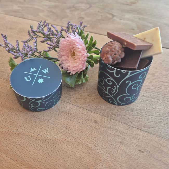 Chocolate, Art, and History walking tour of Zurich - Why chocolate is a smart way to see Zurich