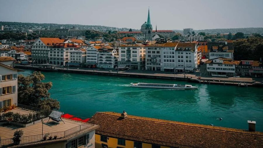 Chocolate, Art, and History walking tour of Zurich - From medieval streets to chocolate houses
