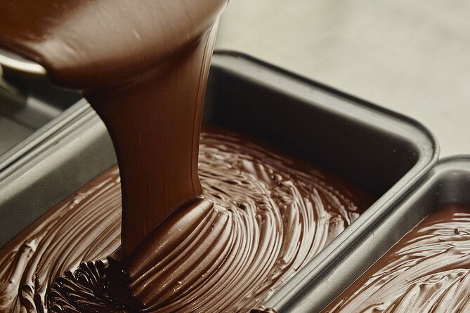 Chocolate Experience at La Fabbrica del Cioccolato in Milan - Starting with Peru through Virtual Reality 360