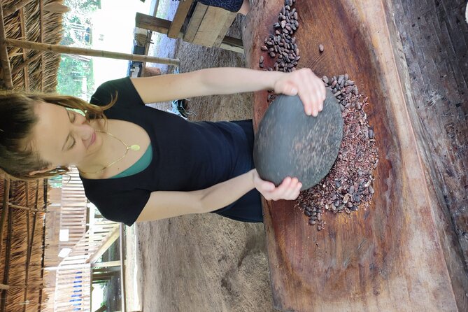 Chocolate Experience by Bribri Indigenous Culture - Making chocolate from cacao to a finished treat