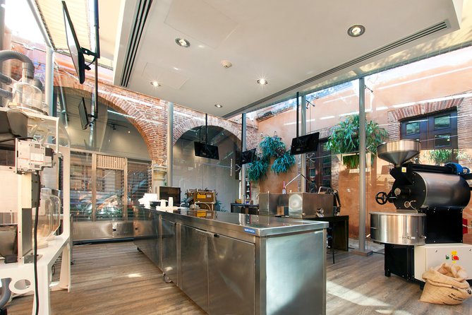 Chocolate-making experience & Colonial Zone walking tour - Private transport and group value