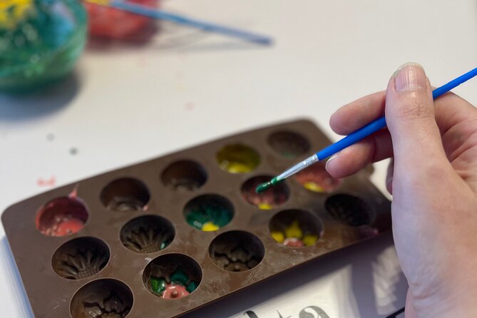 Chocolate Making Workshop - Rolling and coating your own truffles