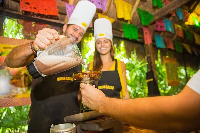 Chocolate & Margarita Workshop - Making your own chocolate bar with traditional tools