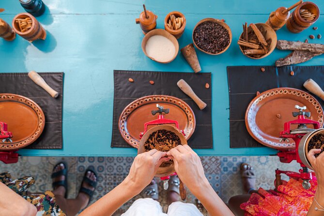 Chocolate Seaside Workshop & Wine Tasting - Understanding the chocolate and wine pairing