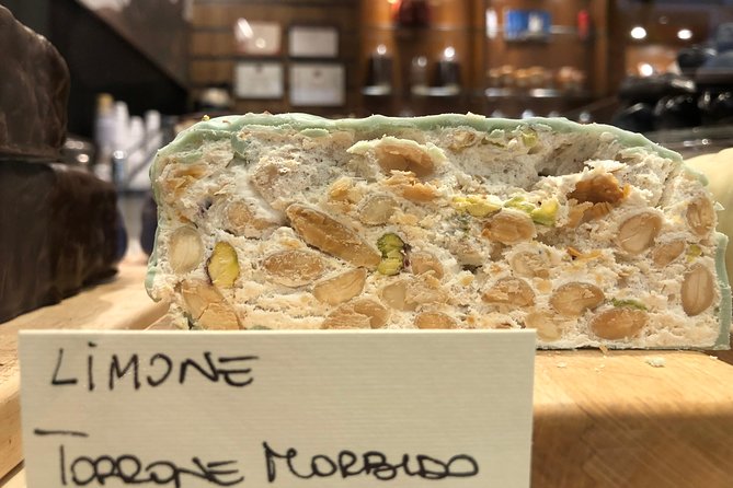 Chocolate Tasting in Venice - The First Taste: Dragées and Chocolate-Covered Pieces